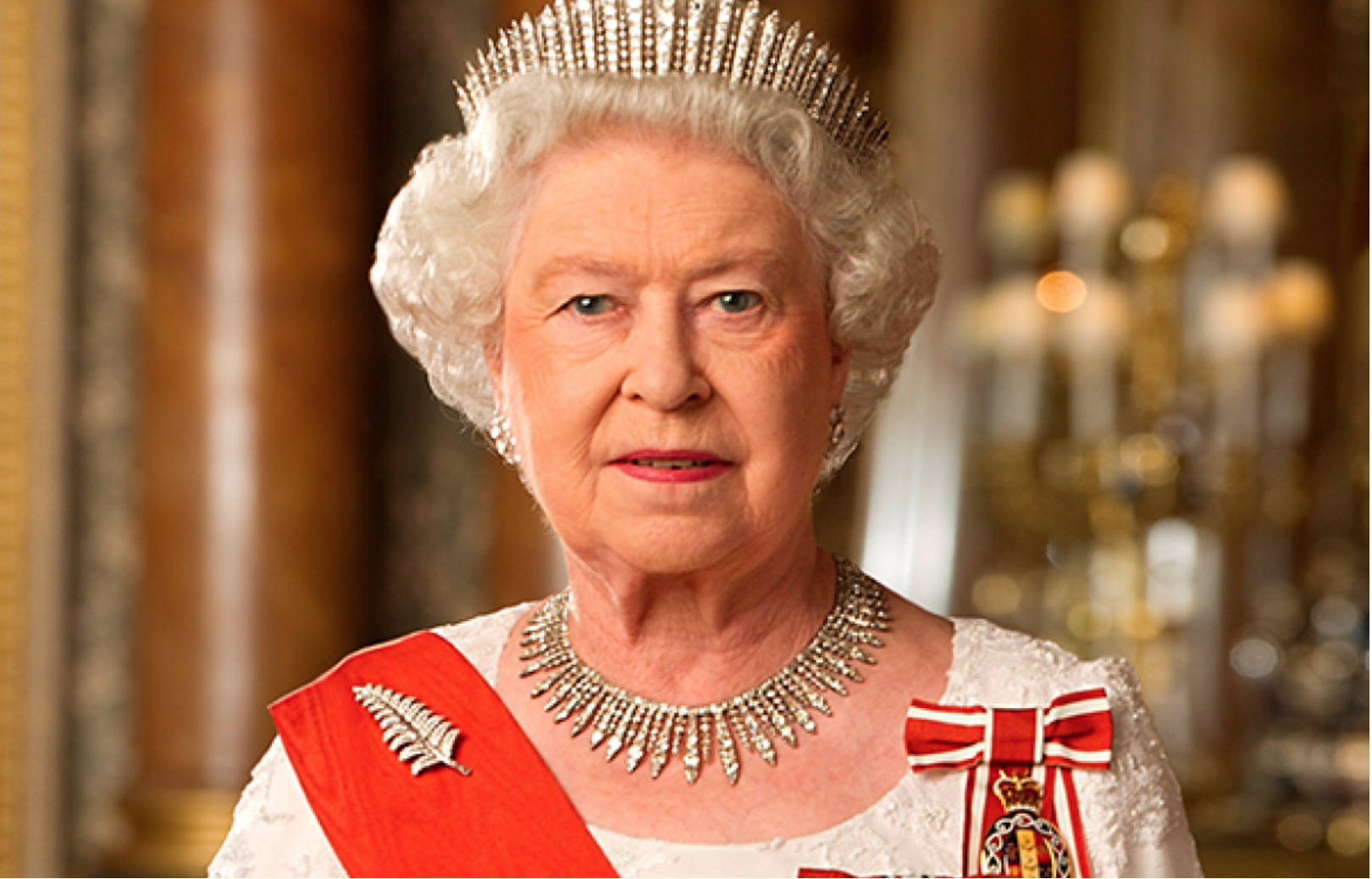 Ew Mourns The Passing Of Queen Elizabeth Ii